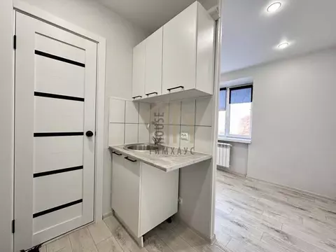 Студия Омская область, Омск ул. Декабристов, 155 (12.0 м)