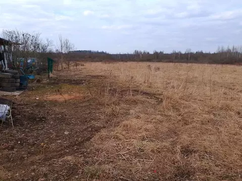 Участок в Псковская область, Псковский район, Писковичская волость, д. ...