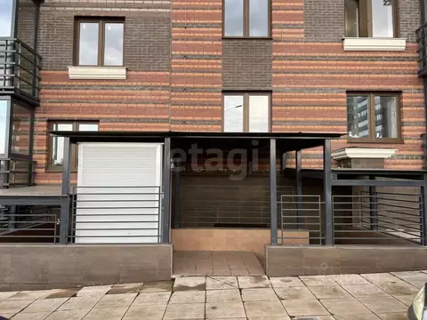 Помещение свободного назначения в Красноярский край, Красноярск ул. ...