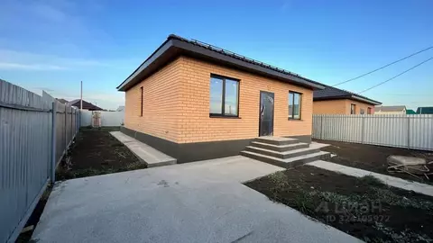 Дом в Оренбургская область, Оренбургский район, Весенний сельсовет, ...