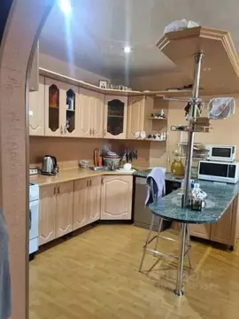 Коттедж в Бурятия, Улан-Удэ Стеклозавод мкр, ул. Батожабая (226 м)