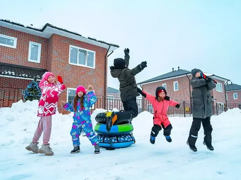Дом в Ленинградская область, Всеволожский район, Агалатовское с/пос, ...
