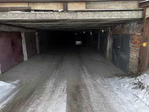 Гараж в Иркутская область, Иркутск ул. Академика Курчатова, 7А (20 м)