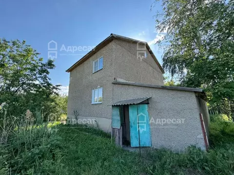 Дом в Волгоградская область, Среднеахтубинский район, Клетское с/пос, ...