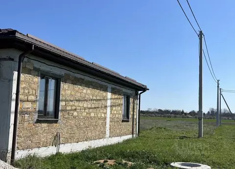 Дом в Крым, Бахчисарайский район, с. Песчаное ул. Бассейная, 7А (80 м)