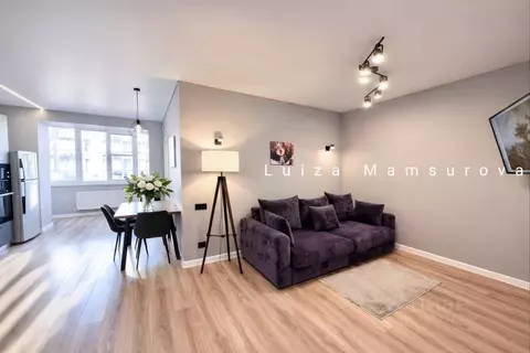 1-к кв. Северная Осетия, Владикавказ просп. Героев Отечества, 4 (50.0 ...