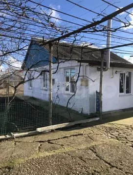 Дом в Крым, Ленинский район, с. Ильичево ул. Коммунаров, 37 (64 м)