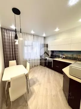 2-к кв. Новосибирская область, Новосибирск ул. Ясный Берег, 6 (58.0 м)