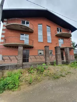 Дом в Коми, Сыктывкар Тентюковская ул., 259/2 (489 м)