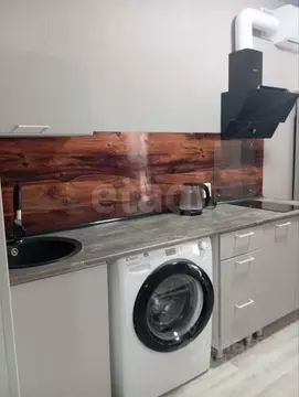 Студия Оренбургская область, Оренбург Пролетарская ул., 288/3 (33.3 м)