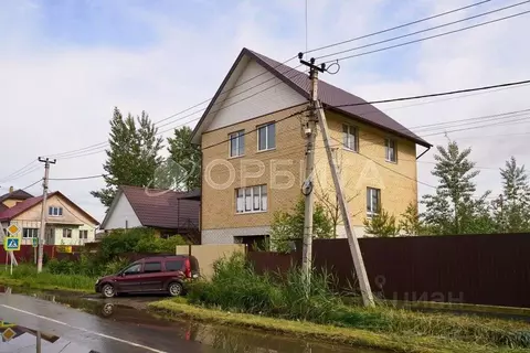 Дом в Тюменская область, Тюмень Энтузиастов мкр, ул. Югорская, 26 (230 ...