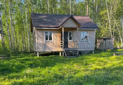 Дом в Ленинградская область, Кингисеппский район, д. Вистино ул. ...