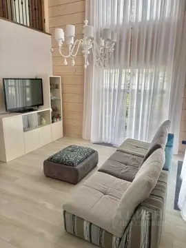 Коттедж в Свердловская область, Среднеуральск муниципальный округ, д. ...