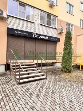 Помещение свободного назначения в Саратовская область, Саратов ул. ...