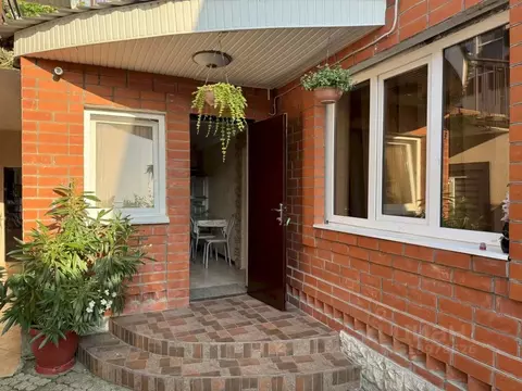 Дом в Краснодарский край, Геленджик Южный мкр, ул. Жуковского, 4 (55 ...