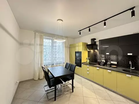 2-к кв. Московская область, Красногорск бул. Космонавтов, 13 (75.0 м)