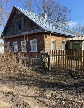Дом в Псковская область, Гдовский муниципальный округ, д. Каменный ...