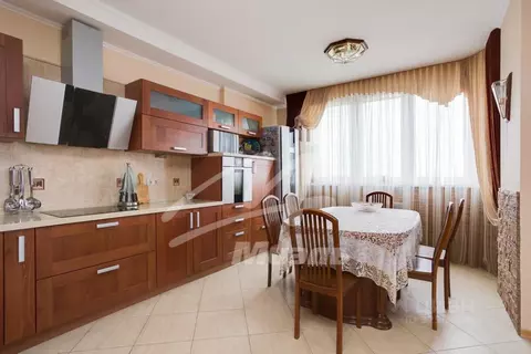 2-к кв. Московская область, Красногорск Павшинская ул., 2 (88.0 м)