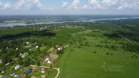 Участок в Тверская область, Кимрский муниципальный округ, д. Маркуши  ...