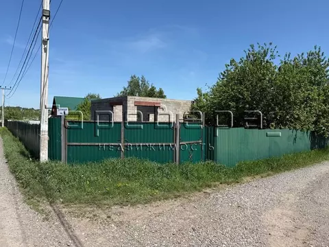 Дом в Красноярский край, Емельяновский район, Солонцовский сельсовет, ...