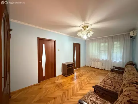 4-комнатная квартира: Нальчик, улица Неделина, 19 (62 м)