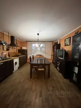 5-к кв. Чувашия, Чебоксары ул. Пирогова, 4к2 (180.0 м)