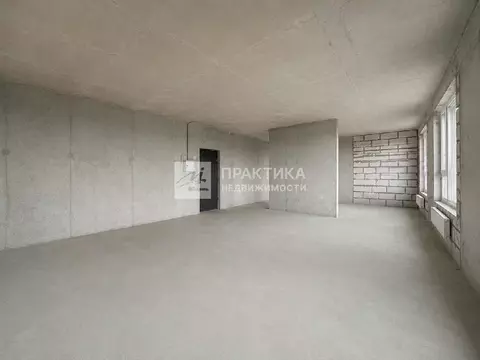 Продается 3-комнатная квартира