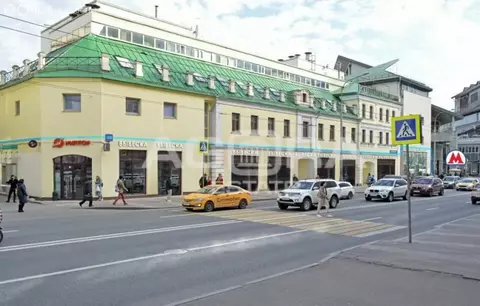 Торговая площадь (66.8 м)