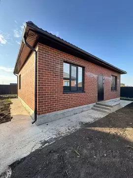 Дом в Адыгея, Тахтамукайский район, Энем пгт Майкопская ул. (100 м)