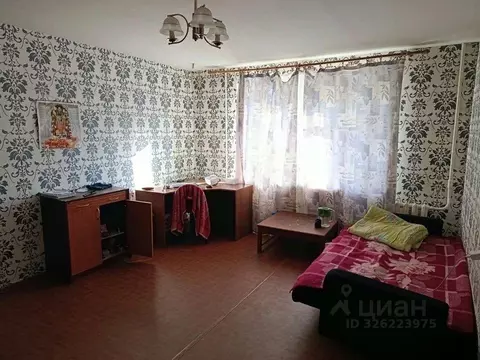 3-к кв. Волгоградская область, Волгоград ул. Им. Циолковского, 19 ...