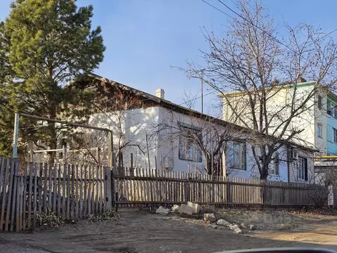 Дом в Астраханская область, Приволжский район, с. Началово ул. ...
