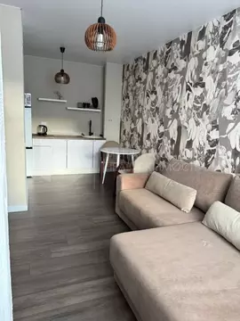 Студия Тюменская область, Тюмень ул. Первооткрывателей, 14 (24.0 м)