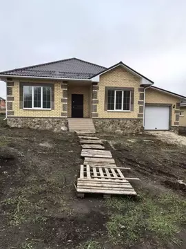 Дом в Белгородская область, Белгородский район, Пушкарское с/пос, с. ...