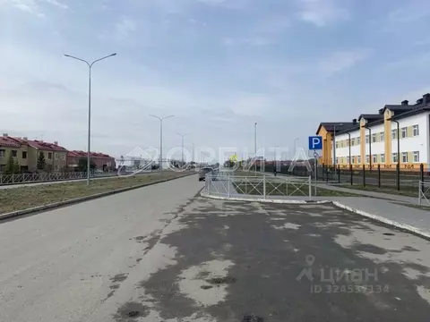 Участок в Тюменская область, Тюменский муниципальный округ, д. Ушакова ...