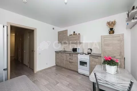 2-к кв. Тюменская область, Тюмень ул. Республики, 204к14 (61.0 м)