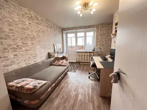 3-к кв. Тюменская область, Тюмень ул. Елизарова, 8 (56.9 м)