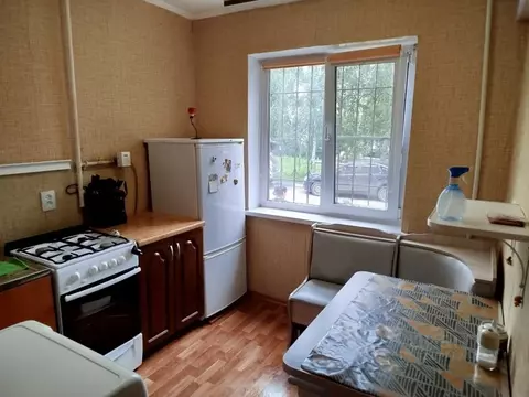 1-к кв. Омская область, Омск Космический мкр,  (30.0 м)