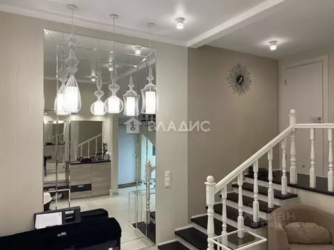 5-к кв. Пензенская область, Пенза Ягодная ул., 9 (200.0 м)