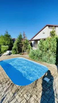 Дом в Адыгея, Тахтамукайский район, Энем пгт Молодежная ул. (240 м)