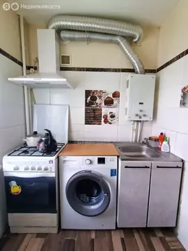 3-комнатная квартира: Таганрог, улица Шаумяна, 12 (54 м)