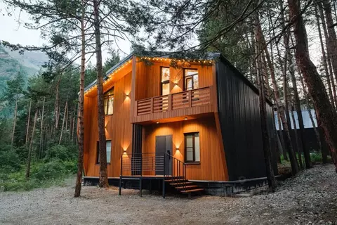 Дом в Кабардино-Балкария, Эльбрусский район, с. Терскол ул. Лесная, 4А ...