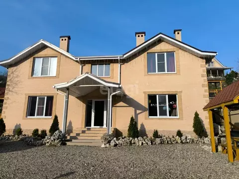 Дом в Адыгея, Майкопский район, пос. Каменномостский пер. Обрывной ...