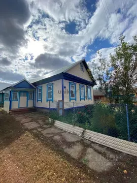 Дом в Башкортостан, Благоварский район, Алексеевский сельсовет, с. ...