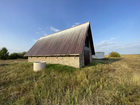 Дом в Псковская область, Гдовский район, Спицинская волость, д. ...
