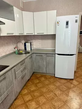 1-к кв. Белгородская область, Старый Оскол Степной мкр, 5 (54.0 м)