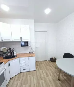 4-к кв. Ямало-Ненецкий АО, Ноябрьск ул. Владимира Высоцкого, 30Б (80.0 ...