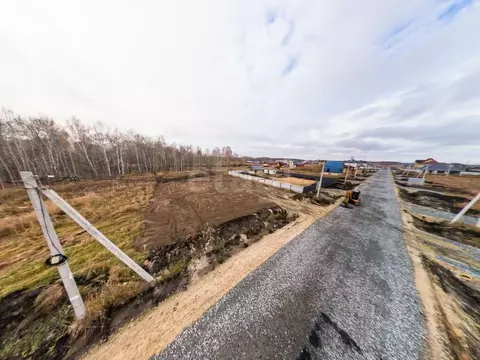 Участок в Тюменская область, Тюменский муниципальный округ, д. ...