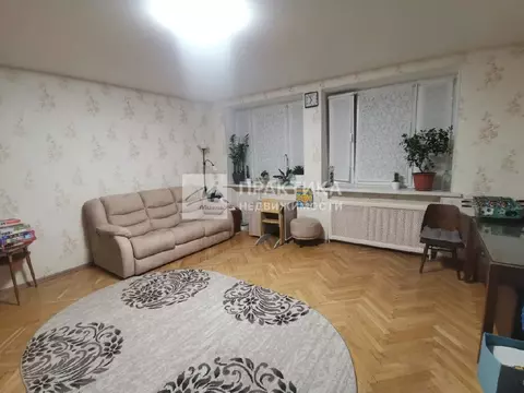 Продается 3-комнатная квартира