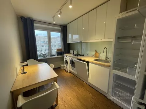 2-к кв. Санкт-Петербург Большеохтинский просп., 14 (46.0 м)