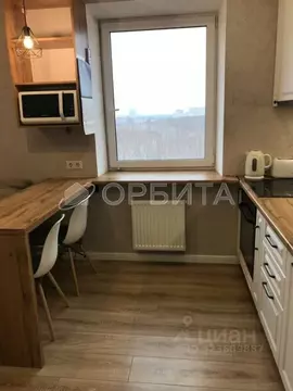 2-к кв. Тюменская область, Тюмень ул. Мельникайте, 2к11 (58.7 м)